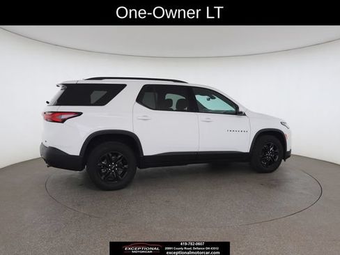Used 2023 Chevrolet Traverse LT FWD image 21