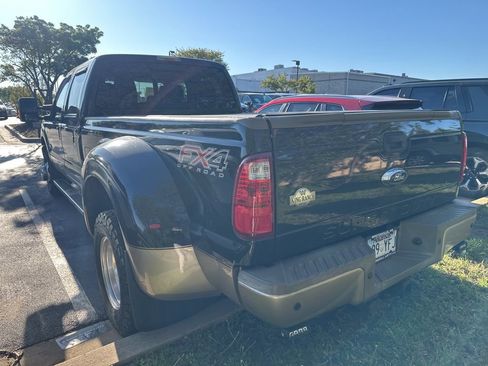 Used 2014 Ford F350 King Ranch w/ King Ranch w/Chrome Package image 5