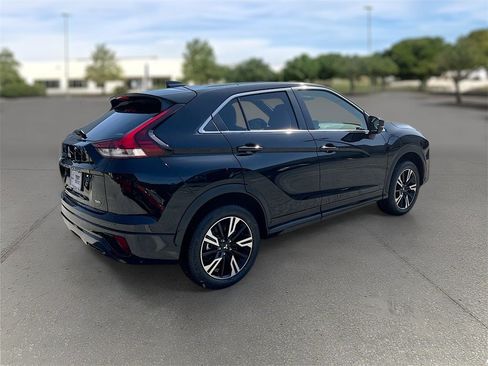 New 2026 Mitsubishi Eclipse Cross SEL image 7