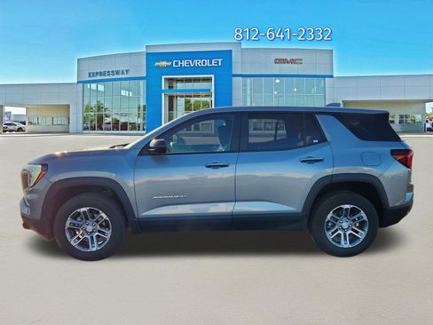 Used 2025 GMC Terrain Elevation image 4