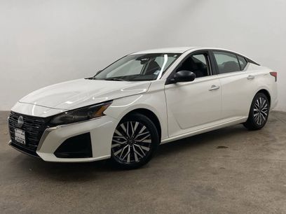 Used 2025 Nissan Altima 2.5 SV