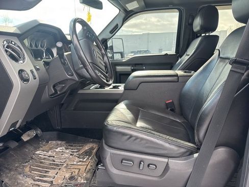 Used 2016 Ford F250 Lariat w/ Lariat Ultimate Package image 5