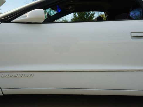 Used 1998 Pontiac Firebird Formula w/ Opt Pkg image 36