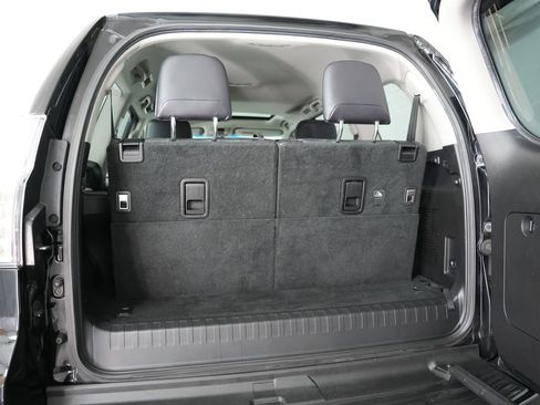 Used 2018 Lexus GX 460 Premium image 41