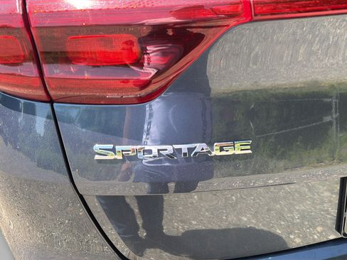 Used 2020 Kia Sportage LX AWD/4WD image 34