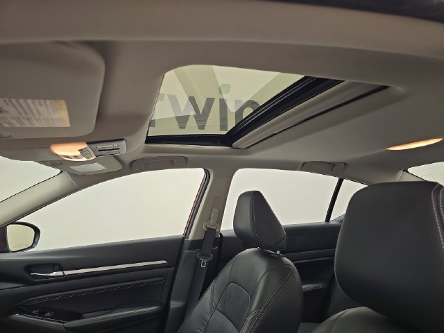Used 2020 Nissan Altima 2.5 SL FWD image 20
