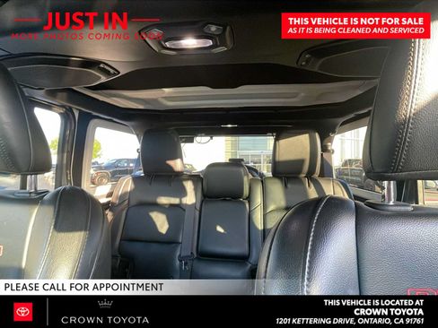Used 2018 Jeep Wrangler Unlimited Rubicon AWD/4WD image 4