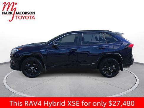 Used 2021 Toyota RAV4 XSE w/ XSE Grade Weather Package image 14