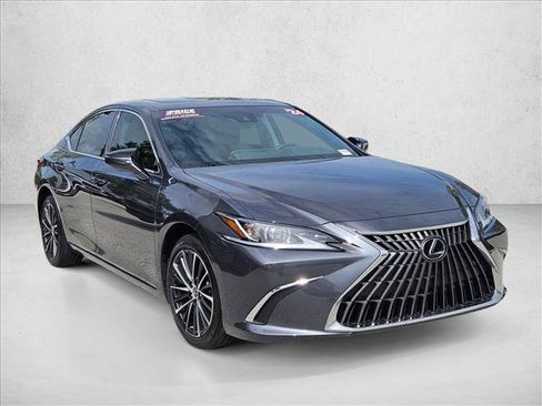 Used 2024 Lexus ES 250 w/ Premium Package AWD/4WD image 3