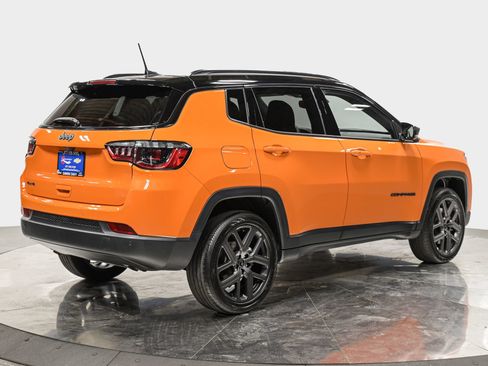 Used 2026 Jeep Compass Limited AWD/4WD image 7