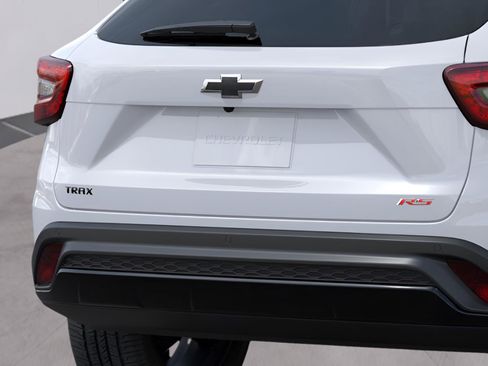New 2026 Chevrolet Trax RS w/ Driver Confidence Package image 14