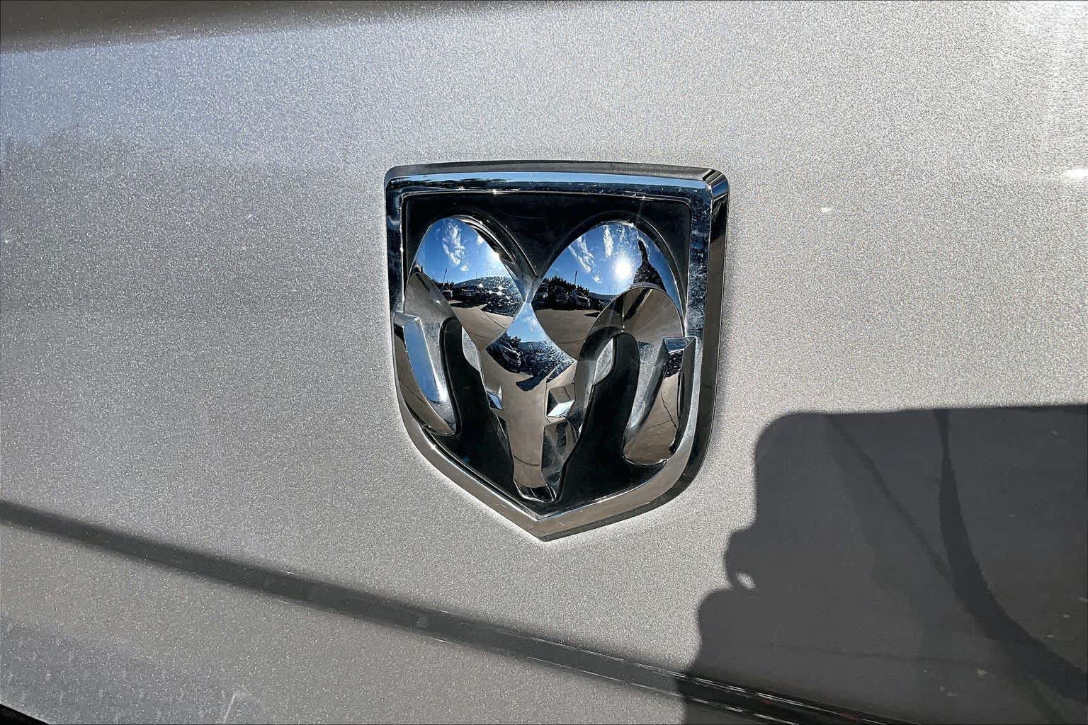 Used 2022 RAM 1500 Tradesman w/ Chrome Plus Package RWD image 31