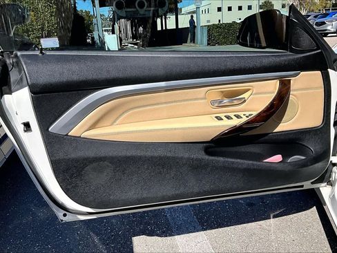 Used 2017 BMW 430i Convertible image 26