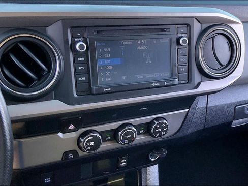 Used 2019 Toyota Tacoma SR5 image 6