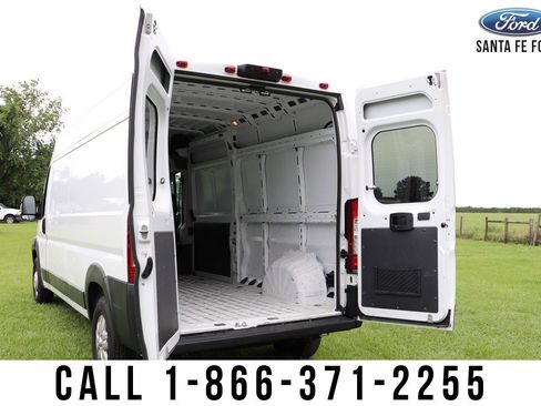 Used 2019 RAM ProMaster 2500 w/ Premium Appearance Group image 28