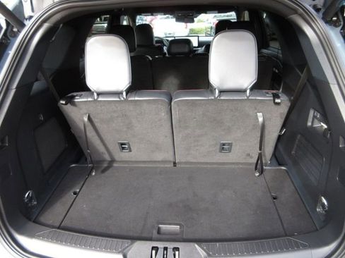 Certified 2025 Ford Explorer ST-Line w/ Premium Package image 25