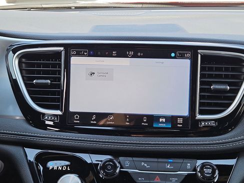 New 2026 Chrysler Pacifica Limited w/ S Appearance Package image 16