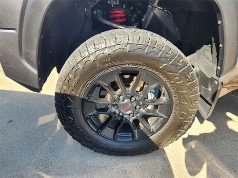Used 2024 Toyota Tundra SR5 AWD/4WD image 9