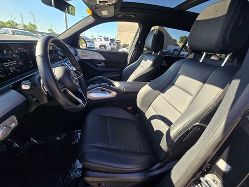 Used 2025 Mercedes-Benz GLS 450 4MATIC image 25