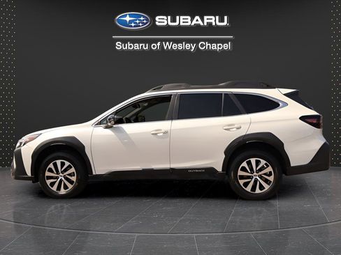 Used 2024 Subaru Outback Premium AWD/4WD image 5