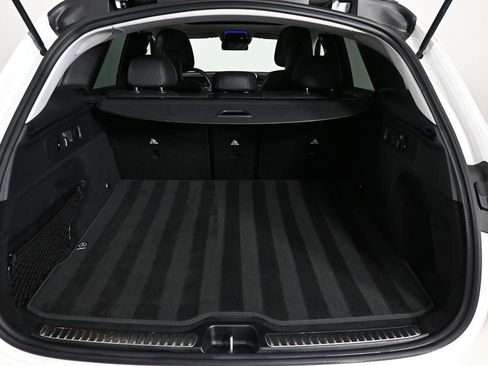 Used 2023 Mercedes-Benz GLC 300 4MATIC image 29