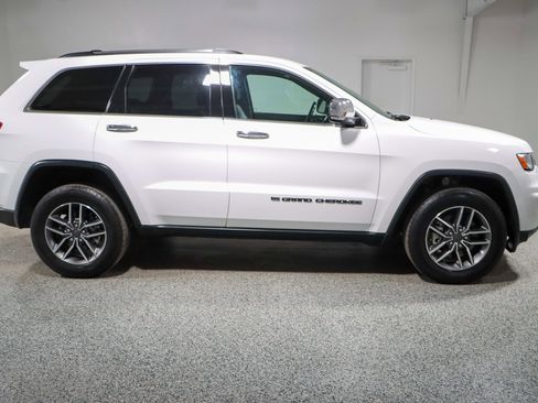 Used 2022 Jeep Grand Cherokee Limited AWD/4WD image 6