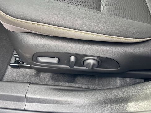 New 2026 Chevrolet Trax ACTIV image 9