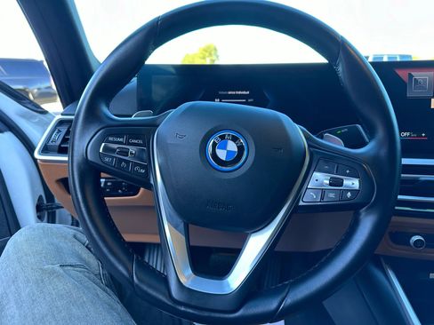 Used 2023 BMW 330e w/ Driving Assistance Package RWD image 6