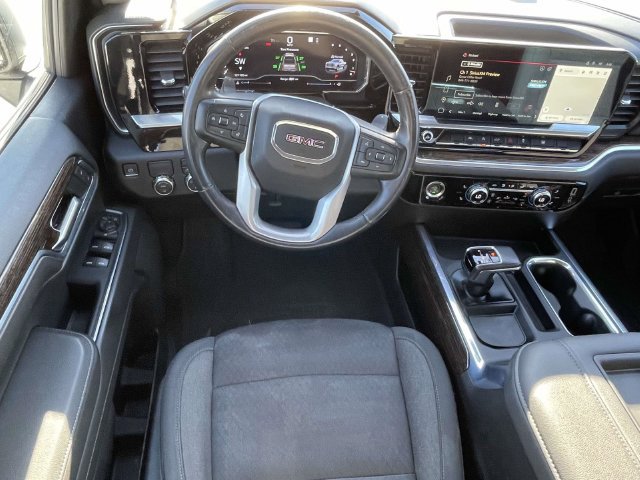 Certified 2022 GMC Sierra 1500 Elevation w/ LPO, Elevation Black Package RWD image 13