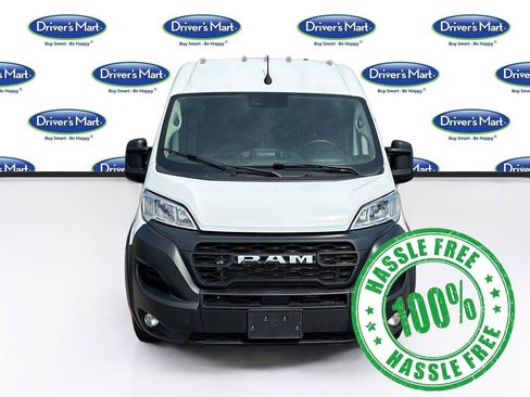 Used 2024 RAM ProMaster 2500 w/ Convenience Group FWD image 2