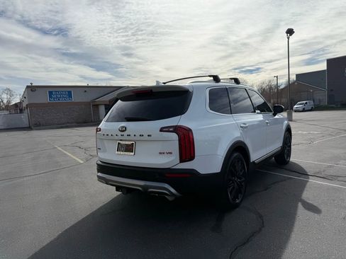 Used 2020 Kia Telluride SX w/ SX Prestige Package image 5