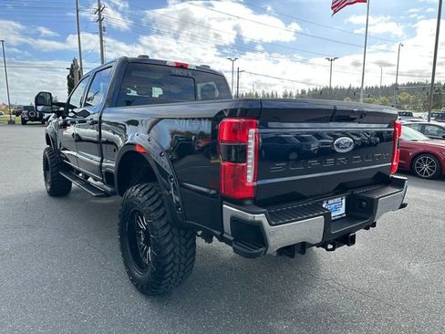 Used 2024 Ford F350 Lariat w/ Camper Package image 5