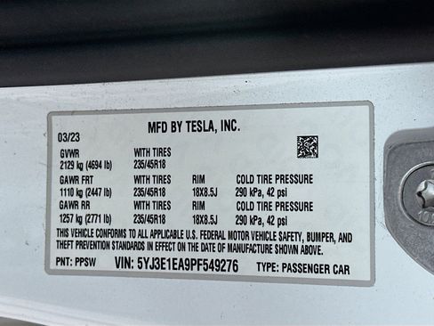 Used 2023 Tesla Model 3 Standard Range image 12