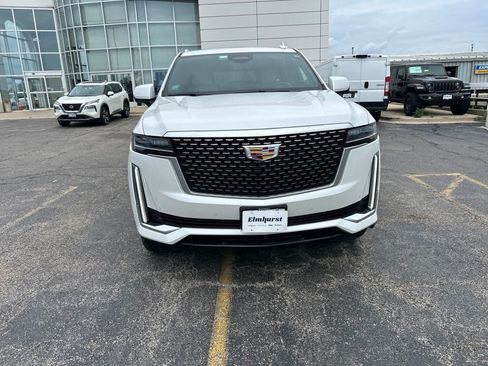 Used 2023 Cadillac Escalade Premium Luxury w/ LPO, Floor Liner Package AWD/4WD image 4