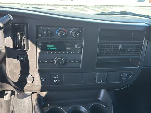 Used 2024 Chevrolet Express 2500 w/ Driver Convenience Package image 19