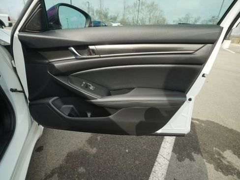 Used 2022 Honda Accord Sport image 21
