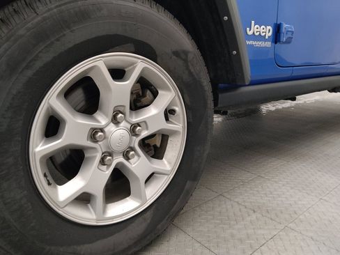 Used 2021 Jeep Wrangler Unlimited Sport AWD/4WD image 31
