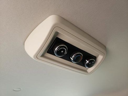 Used 2015 Dodge Grand Caravan SE w/ Quick Order Package 29E SE image 15