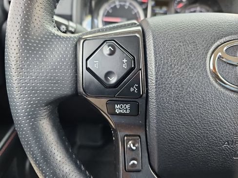 Used 2024 Toyota 4Runner TRD Off-Road Premium image 11