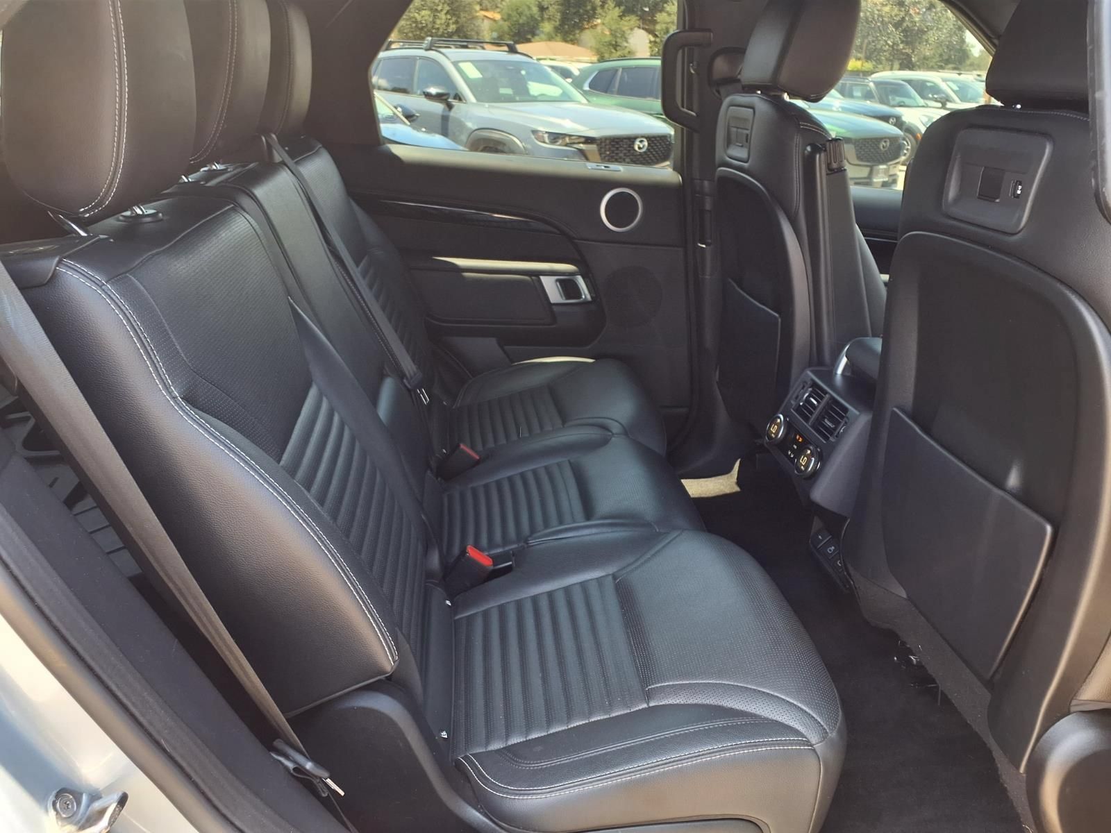 Used 2022 Land Rover Discovery S R-Dynamic AWD/4WD image 20