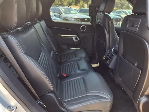 Used 2022 Land Rover Discovery S R-Dynamic AWD/4WD image 20