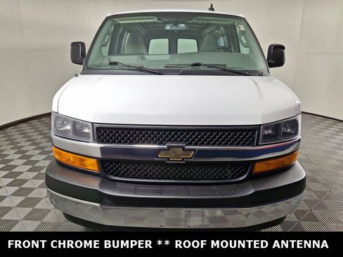 Used 2021 Chevrolet Express 2500 w/ Enhanced Convenience Package image 8