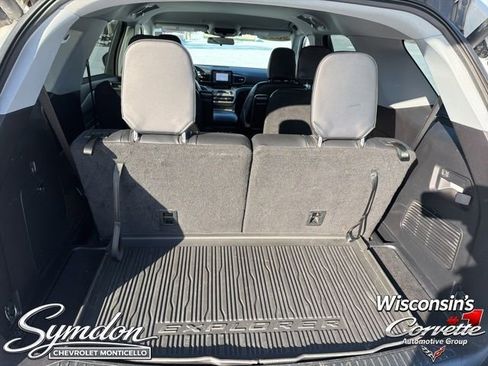 Used 2022 Ford Explorer XLT w/ Equipment Group 202A AWD/4WD image 20