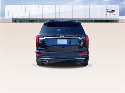 Certified 2023 Cadillac XT6 Premium Luxury image 7