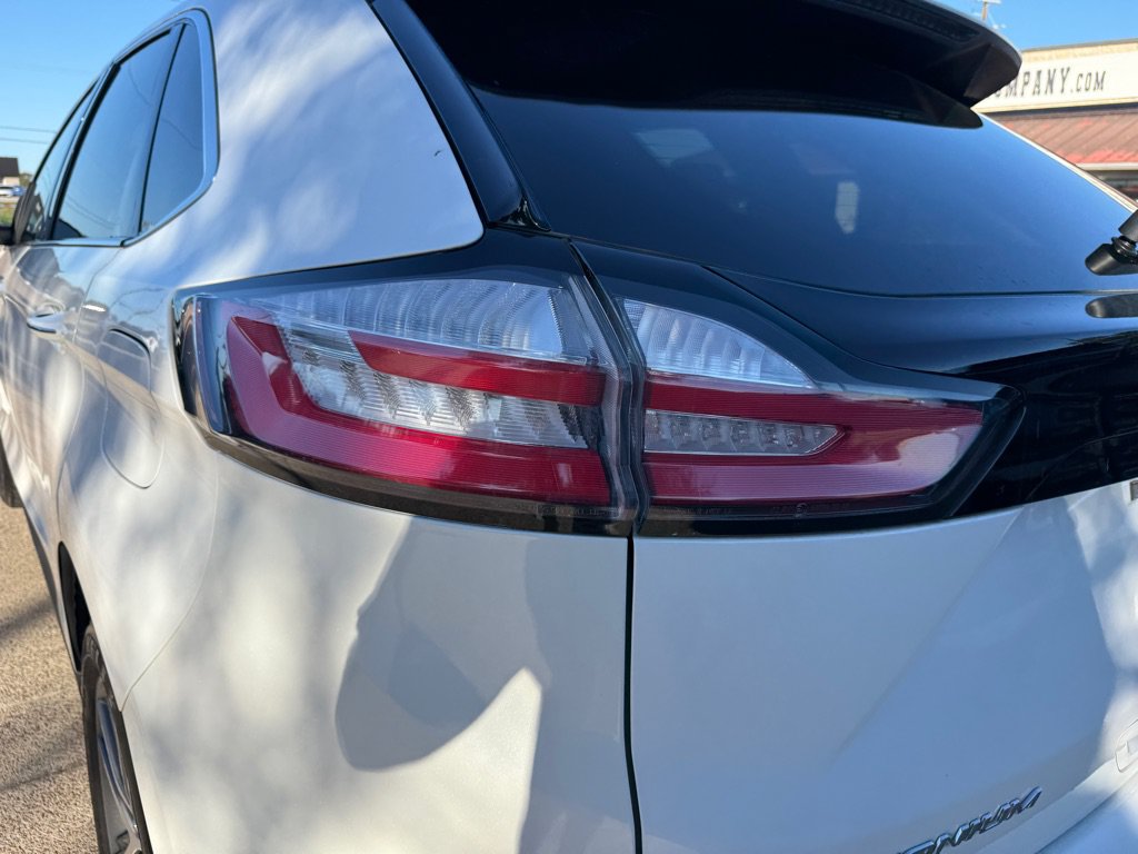 Used 2022 Ford Edge Titanium AWD/4WD image 11