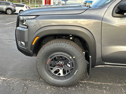 New 2026 Nissan Frontier PRO-4X w/ Pro Premium Package AWD/4WD image 7