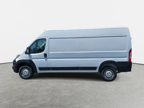 New 2026 RAM ProMaster 2500 w/ Convenience Group FWD image 8