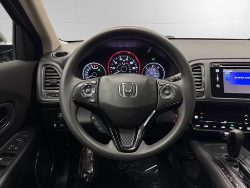Used 2017 Honda HR-V EX image 12