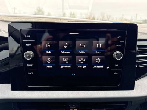 New 2026 Volkswagen Jetta SE image 18