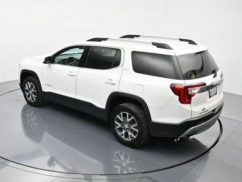 Used 2023 GMC Acadia SLT image 15